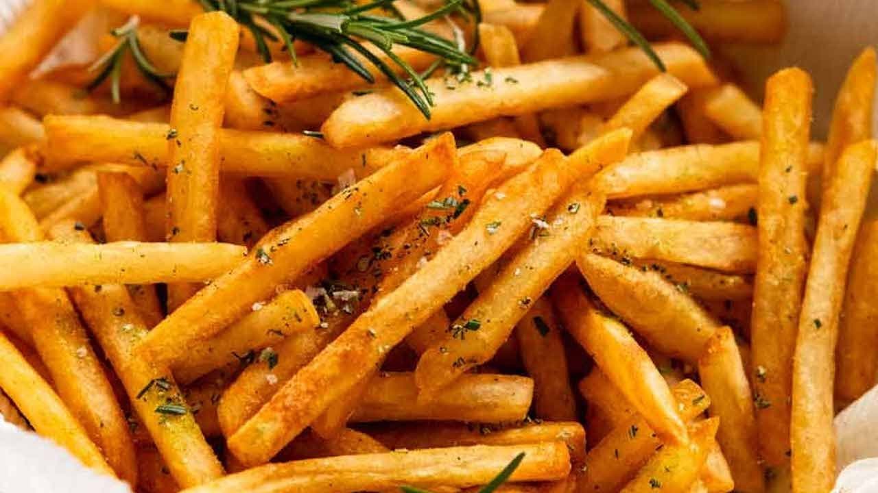 Smart Sides: Crispy Fries, Slaw, and Loaded Bites